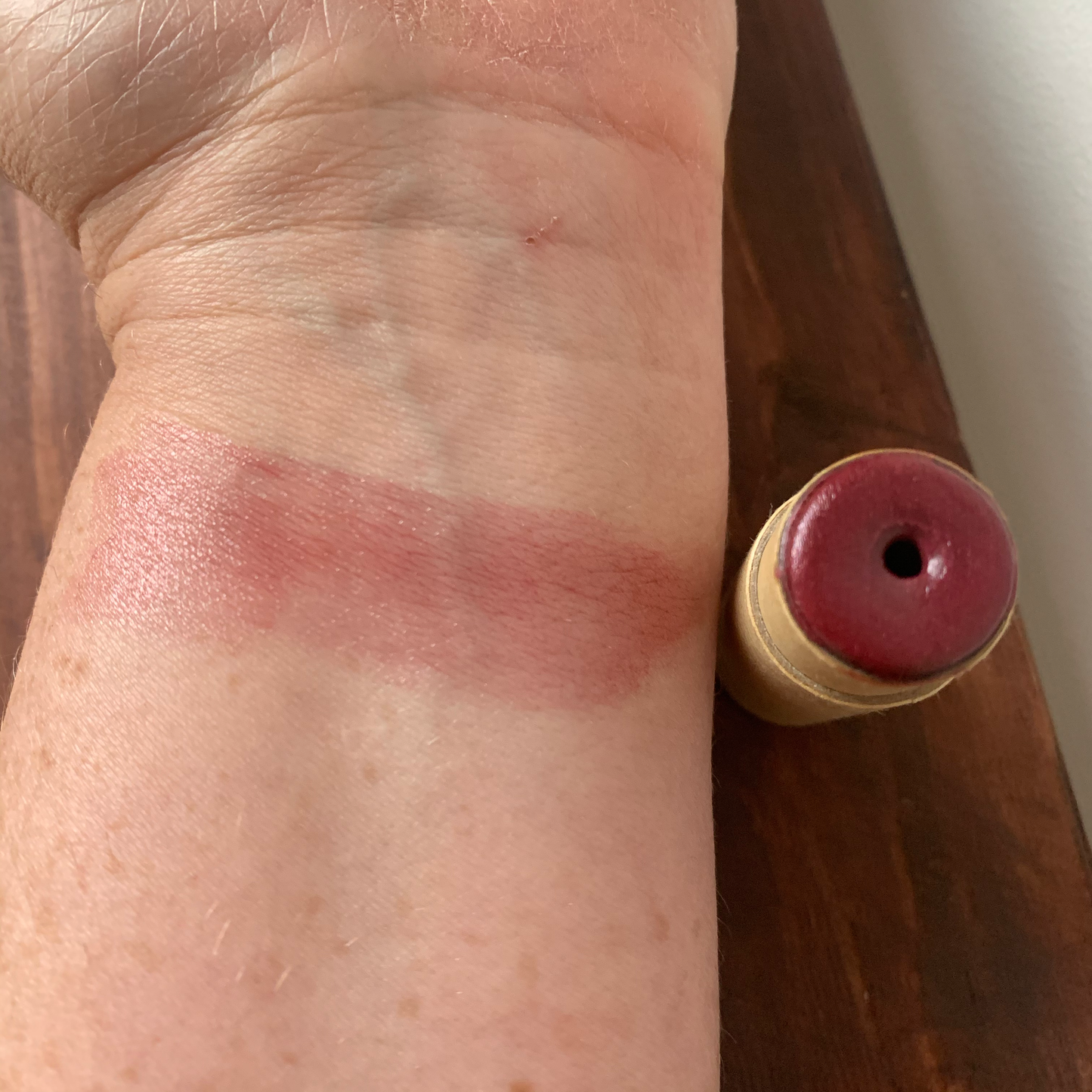 Aplomb - Tinted Organic Lip Balm